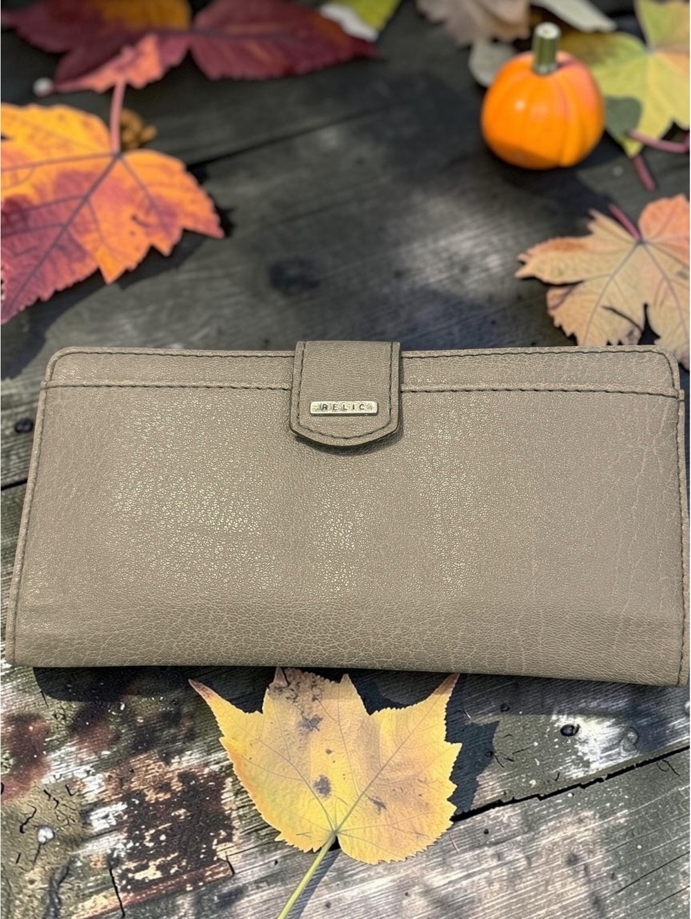RELIC by Fossil Taupe Gray Continental Organizer Wallet Polka Dot